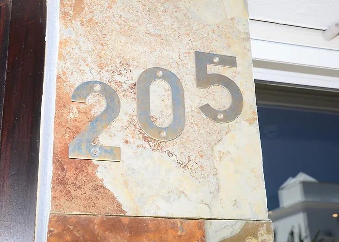 皮德拉玛尔公寓 *